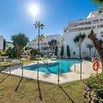 Apartament 2 Bedroom With Sea And Mountain Views, Pool