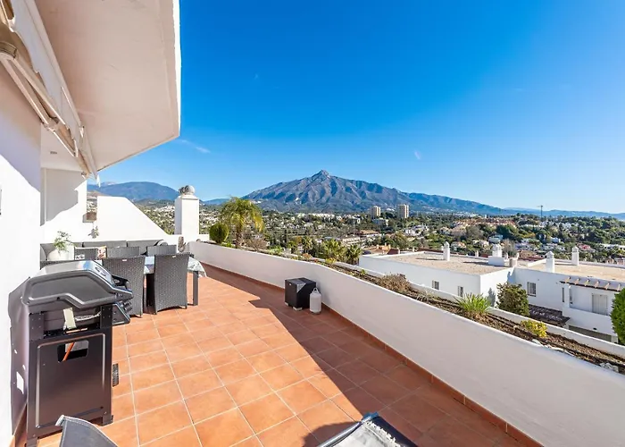 Daire 2 Bedroom With Sea And Mountain Views, Pool *