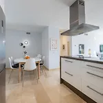 2 Bedroom With Sea And Mountain Views, Pool Apartamento Marbella