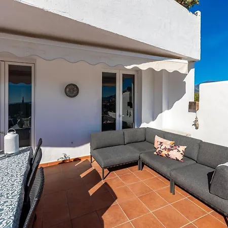 2 Bedroom With Sea And Mountain Views, Pool *