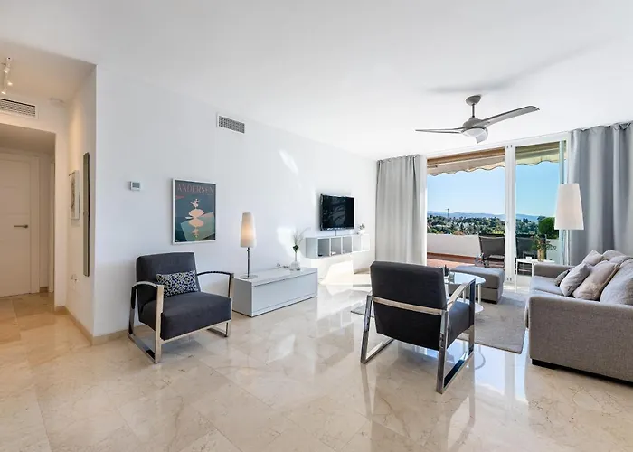 2 Bedroom With Sea And Mountain Views, Pool